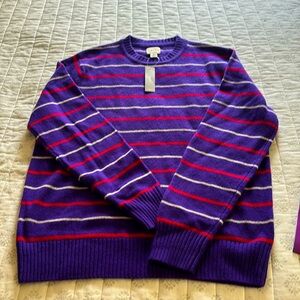 Men’s J Crew wool blend crew neck sweater.